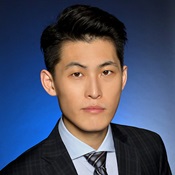 Chengzhe (Davis) Piao | Executive Host 